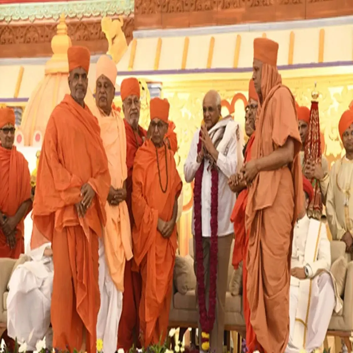 Gujarat attends temple ceremony promotes education