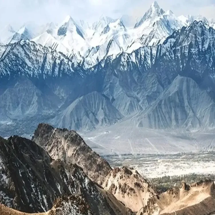 Himalayas pollution reaching remote mountain regions