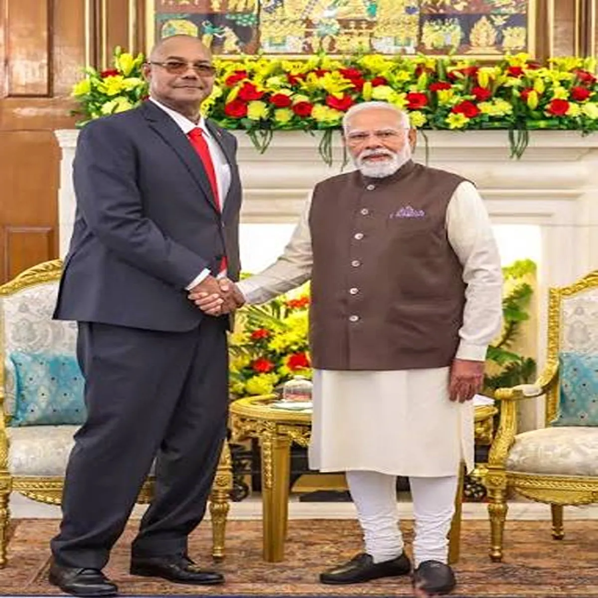 Indian diaspora welcomes modi during seychelles