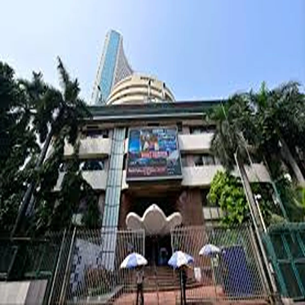 Stockmarket indian equities advance ahead rbi