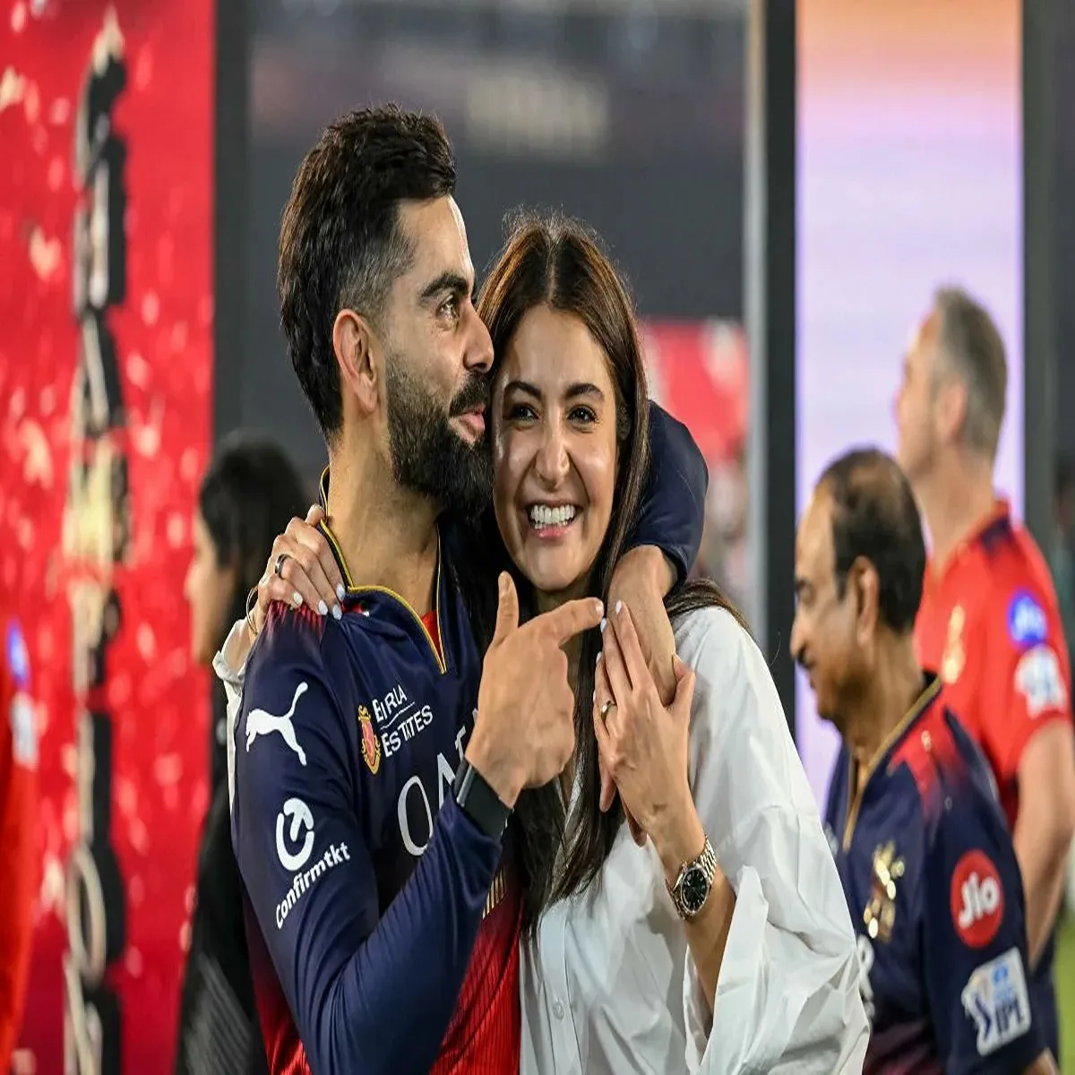 Iplfinal anushka sharma shares heartfelt tribute