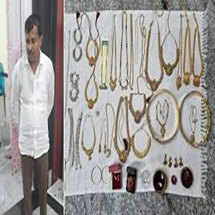 Karnataka lokayukta raids uncover rs31 crore assets