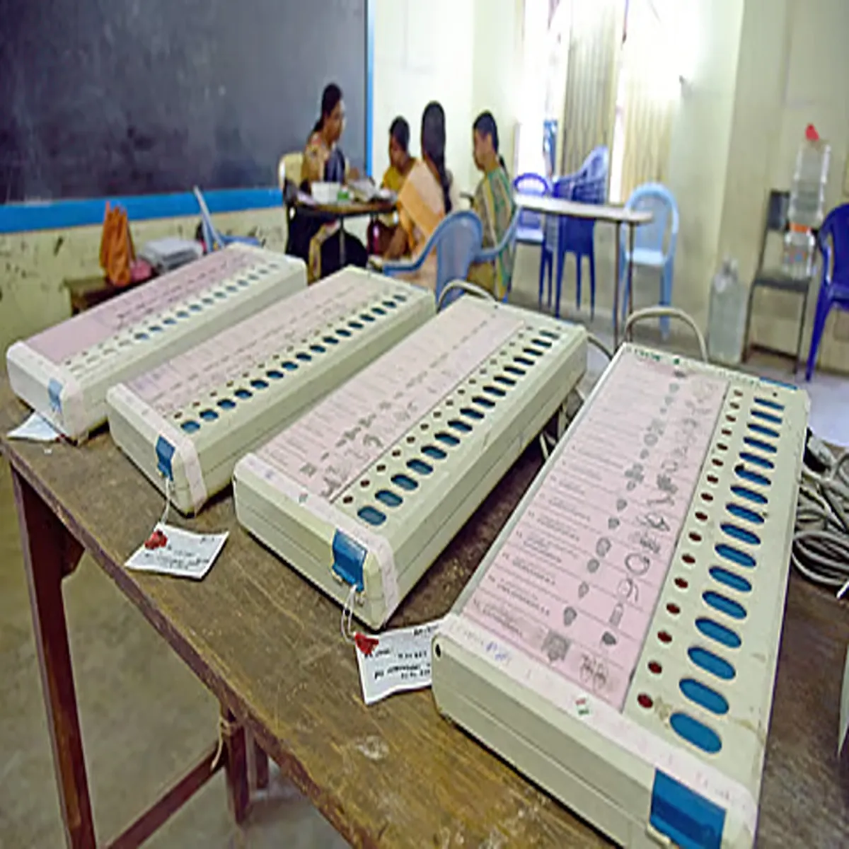 Assemblyelection kerala assembly begins voting deputy