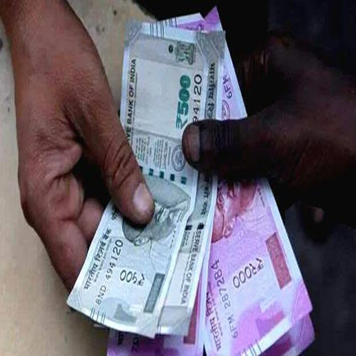 Landsurveycorruption revenue official held jalna bribery