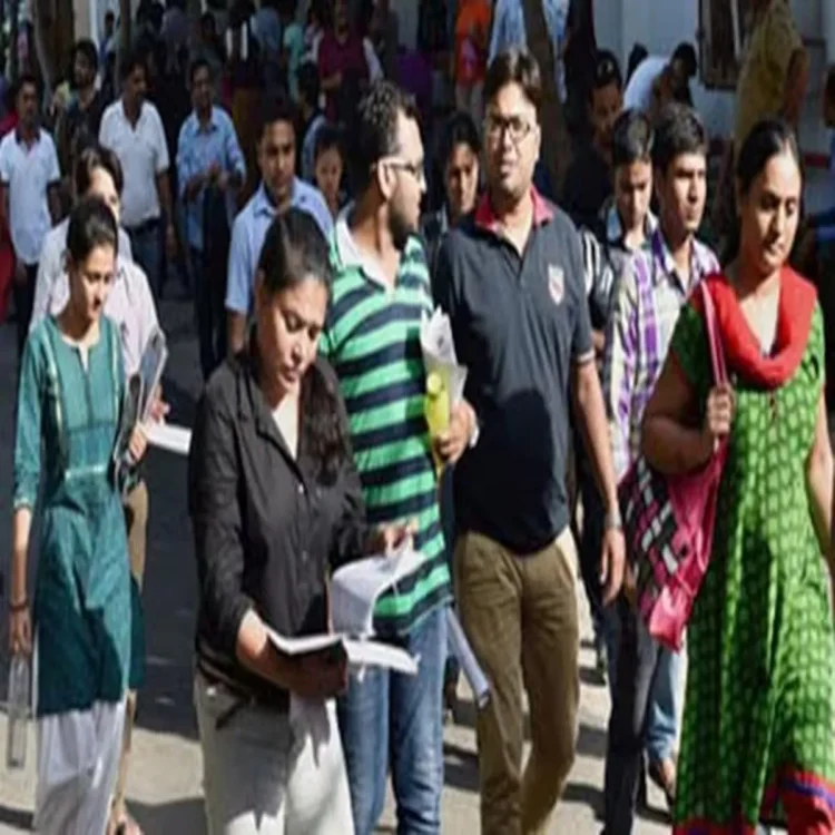 Railway jobs cbi recruitment fraud case
