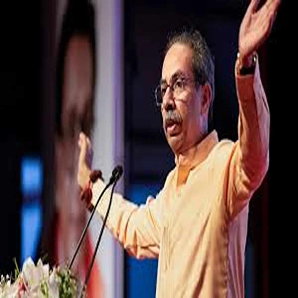 Shivsena defections deepen challenges uddhav thackeray