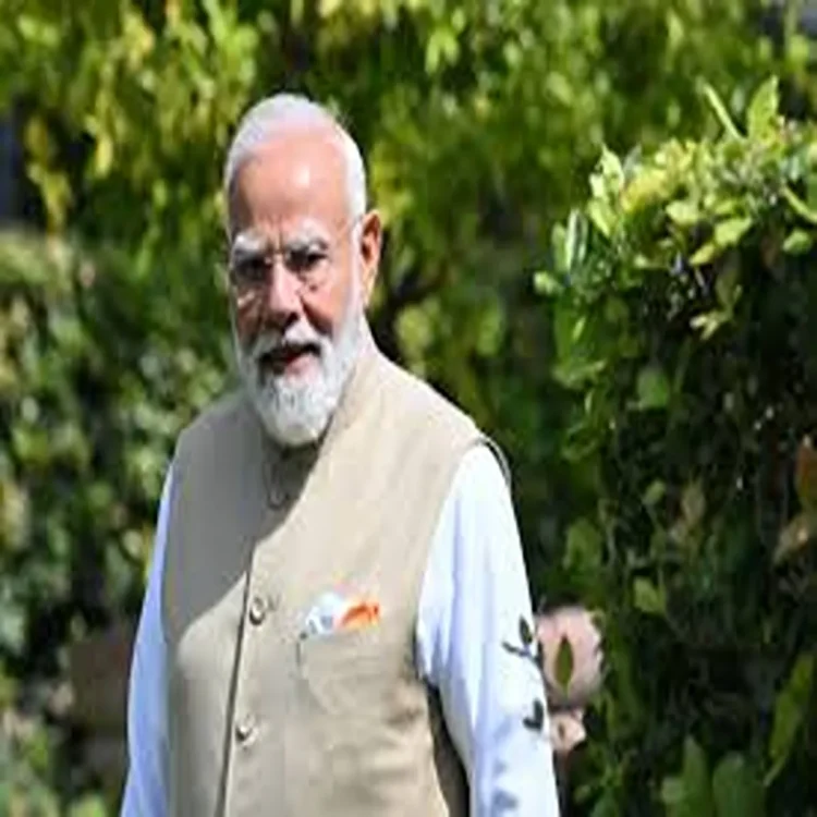Singapore pm congratulates modi historic milestone