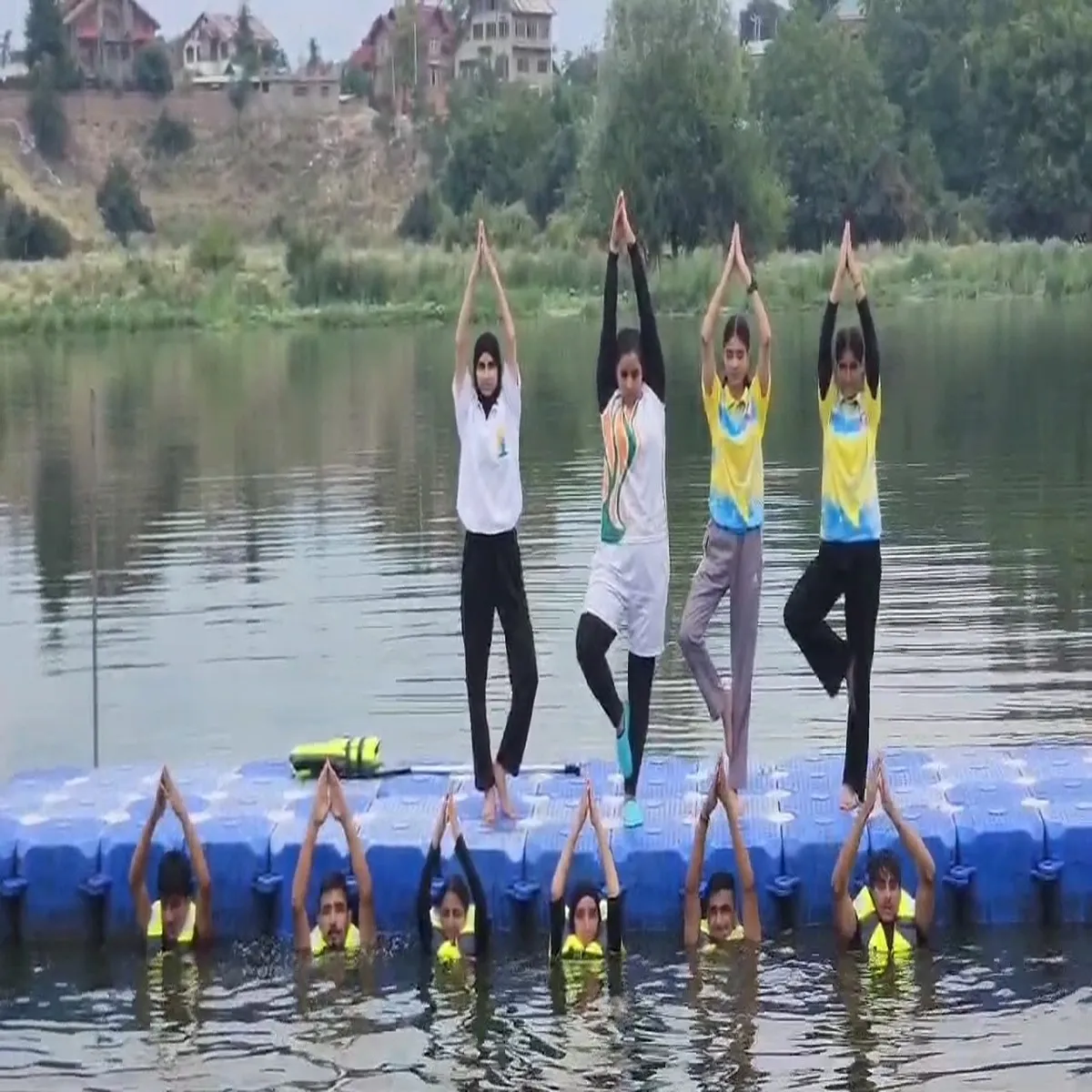 Yoga srinagar athletes showcase floating yoga