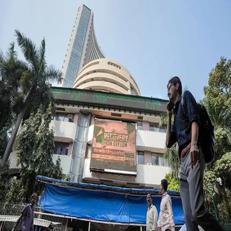 Stock market rises on oil price relief