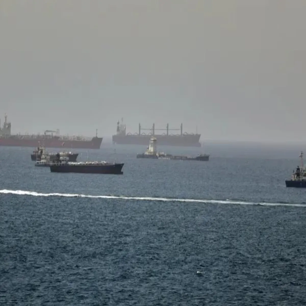 Strait hormuz india bound shipping movement