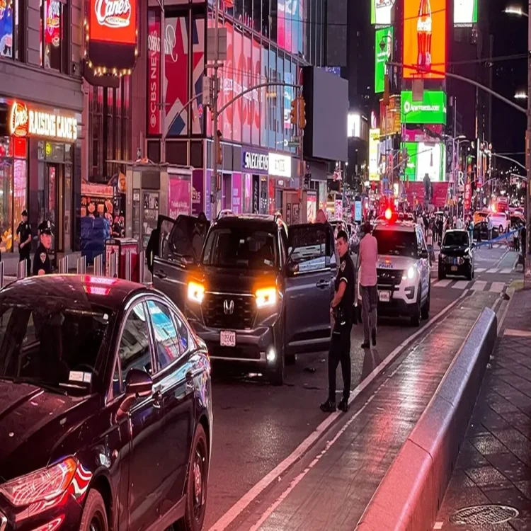 Times square shooting panic heavy police response