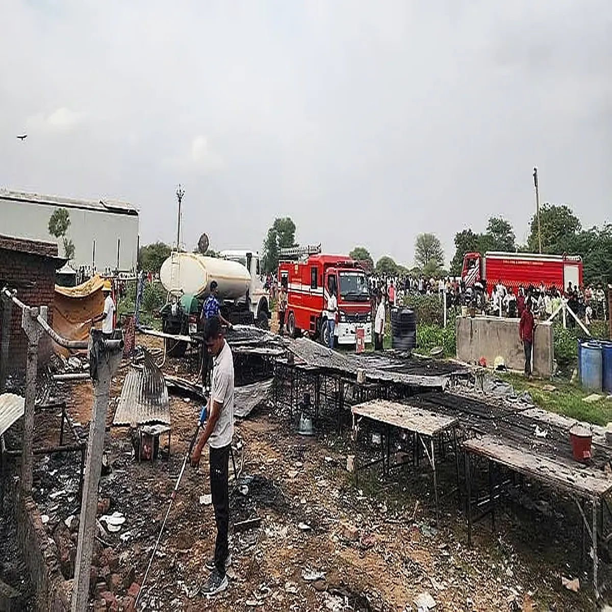 Firecrackerfactory ahmedabad blaze illegal unit claims