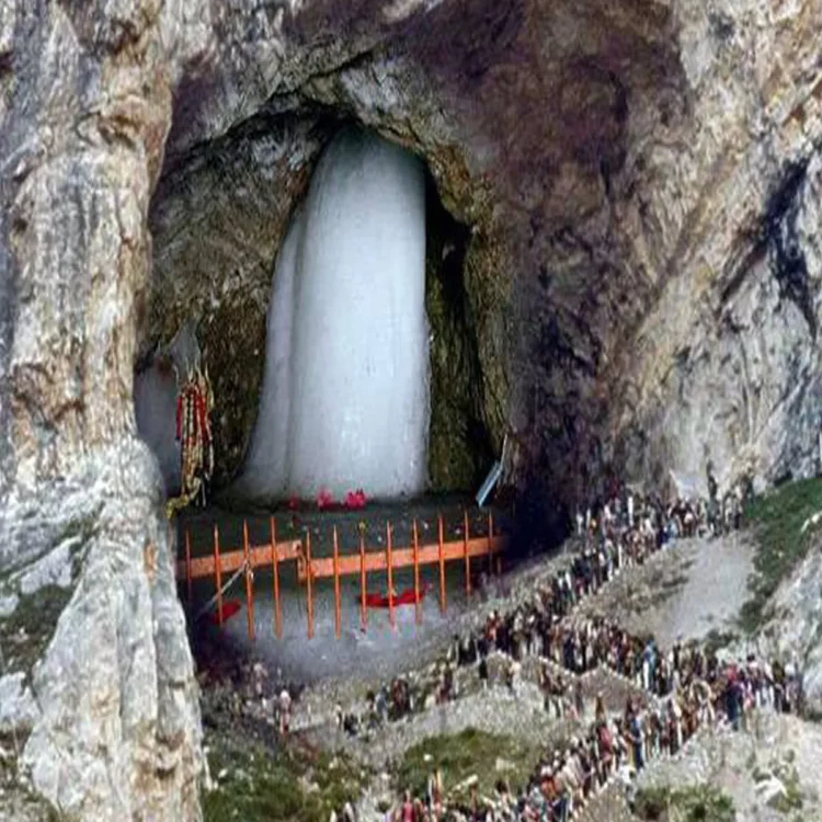 Amarnath yatra 85000 pilgrims cave visit