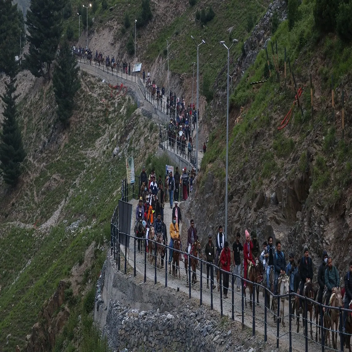 Amarnath yatra first pilgrim convoy leaves