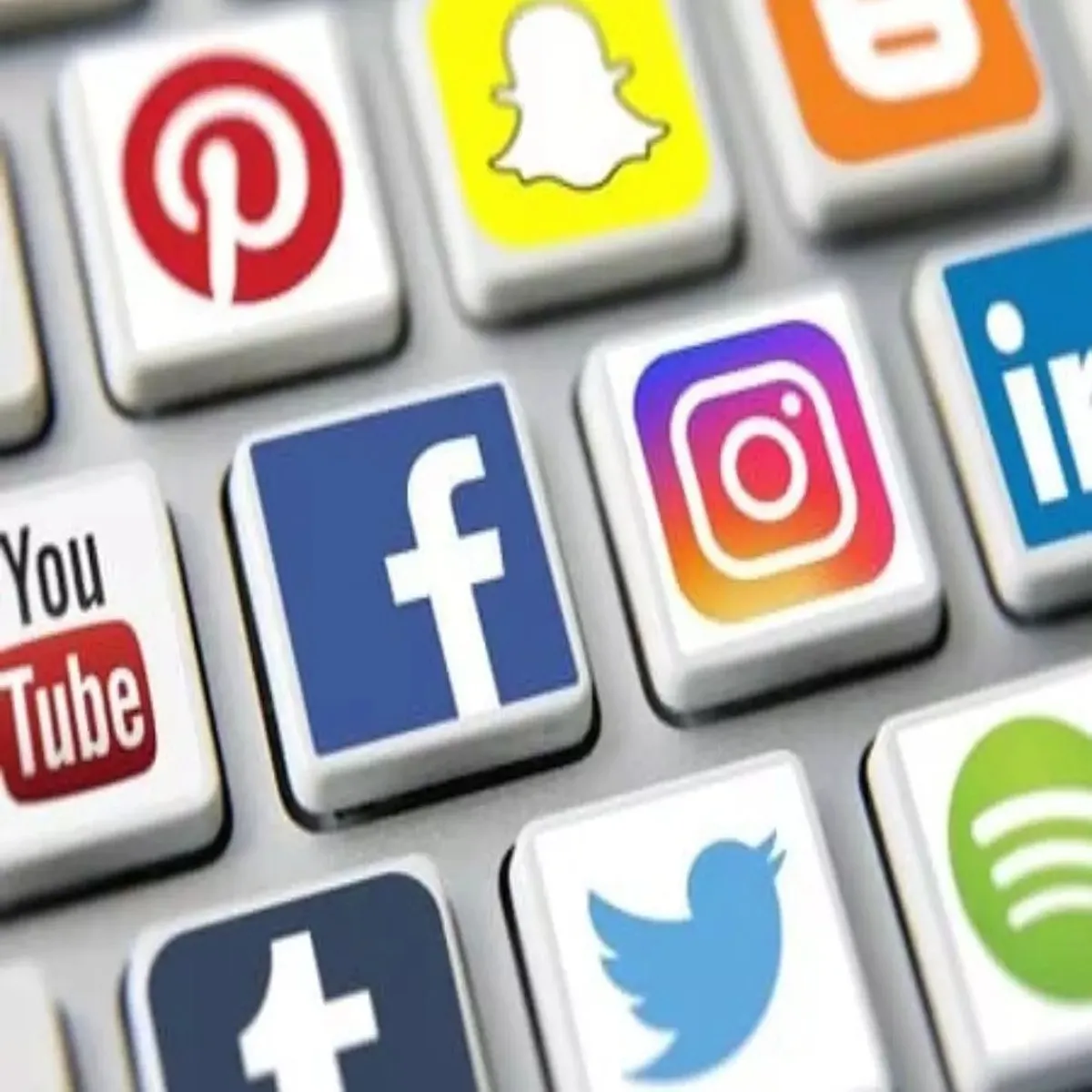Socialmedia andhra pradesh government plans tough