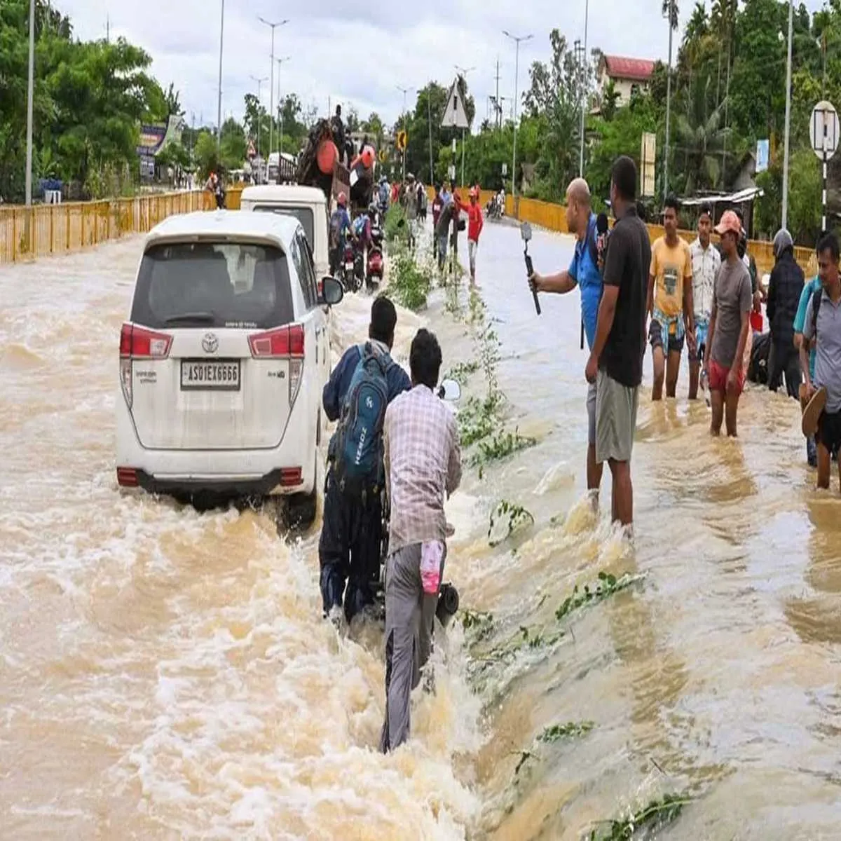 Assam floods death toll climbs relief