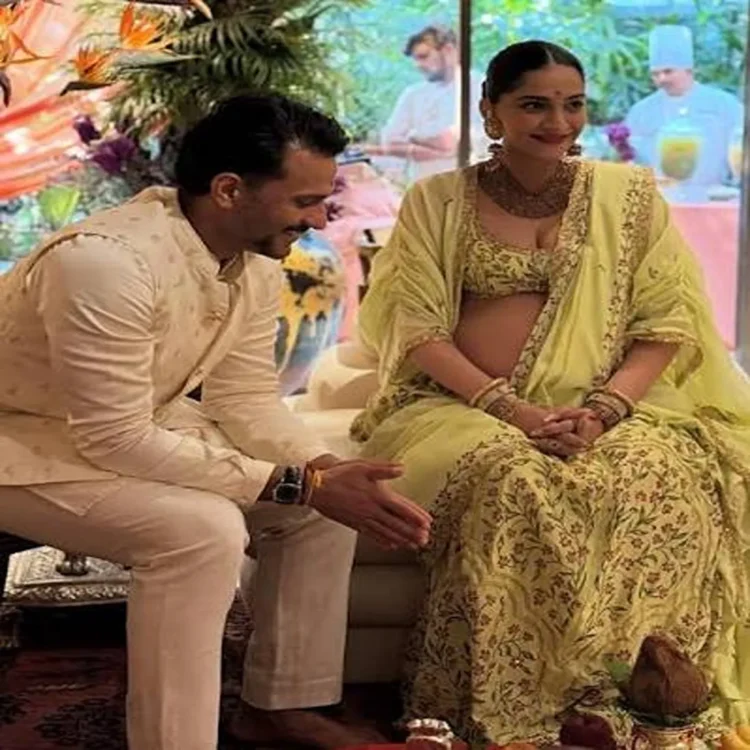 Celebrity wedding sonam kapoor anshula celebration