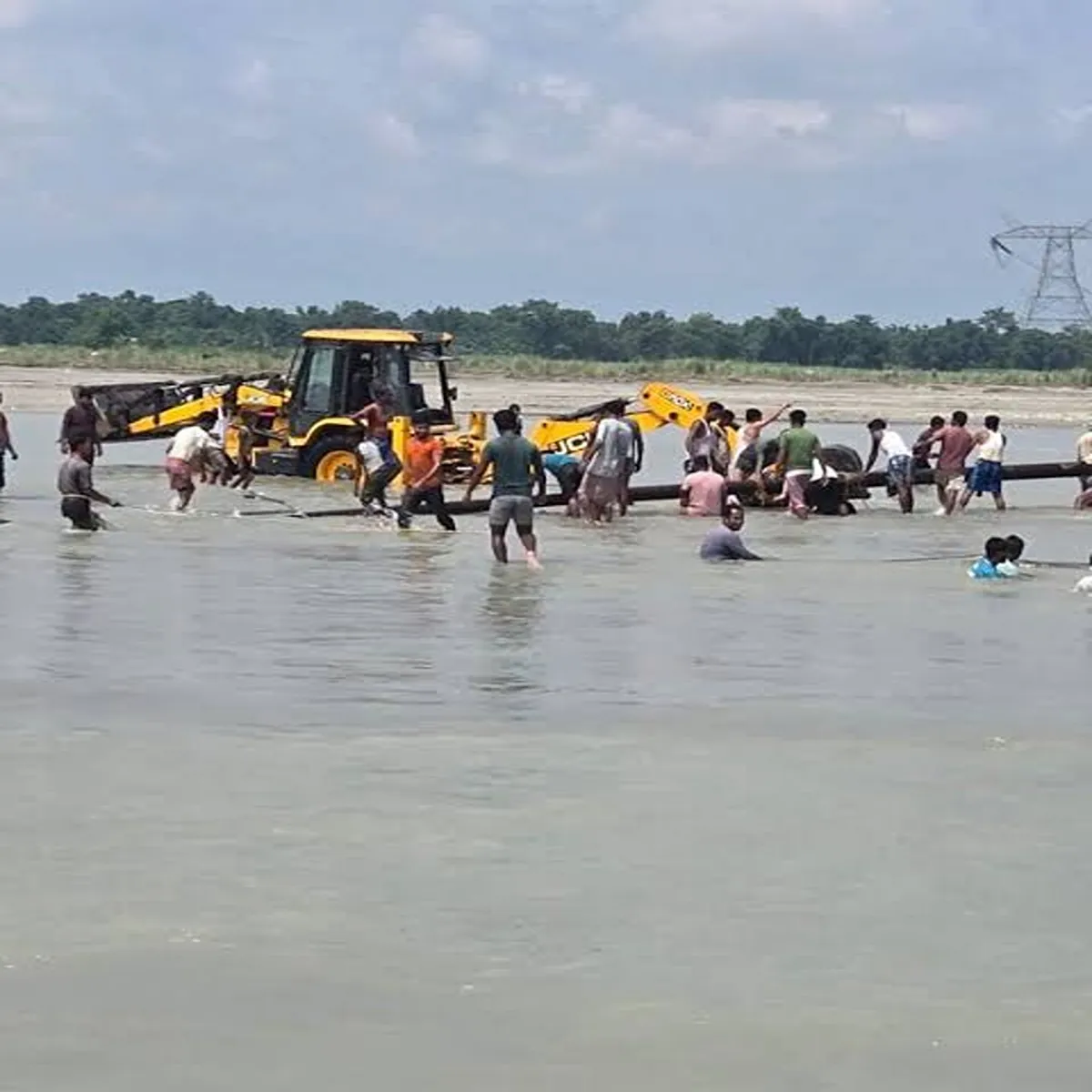 Floods central team reviews assam damage