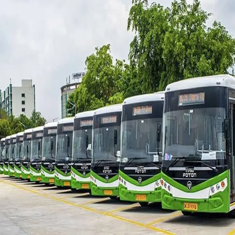 Delhi electric buses add 300 vehicles