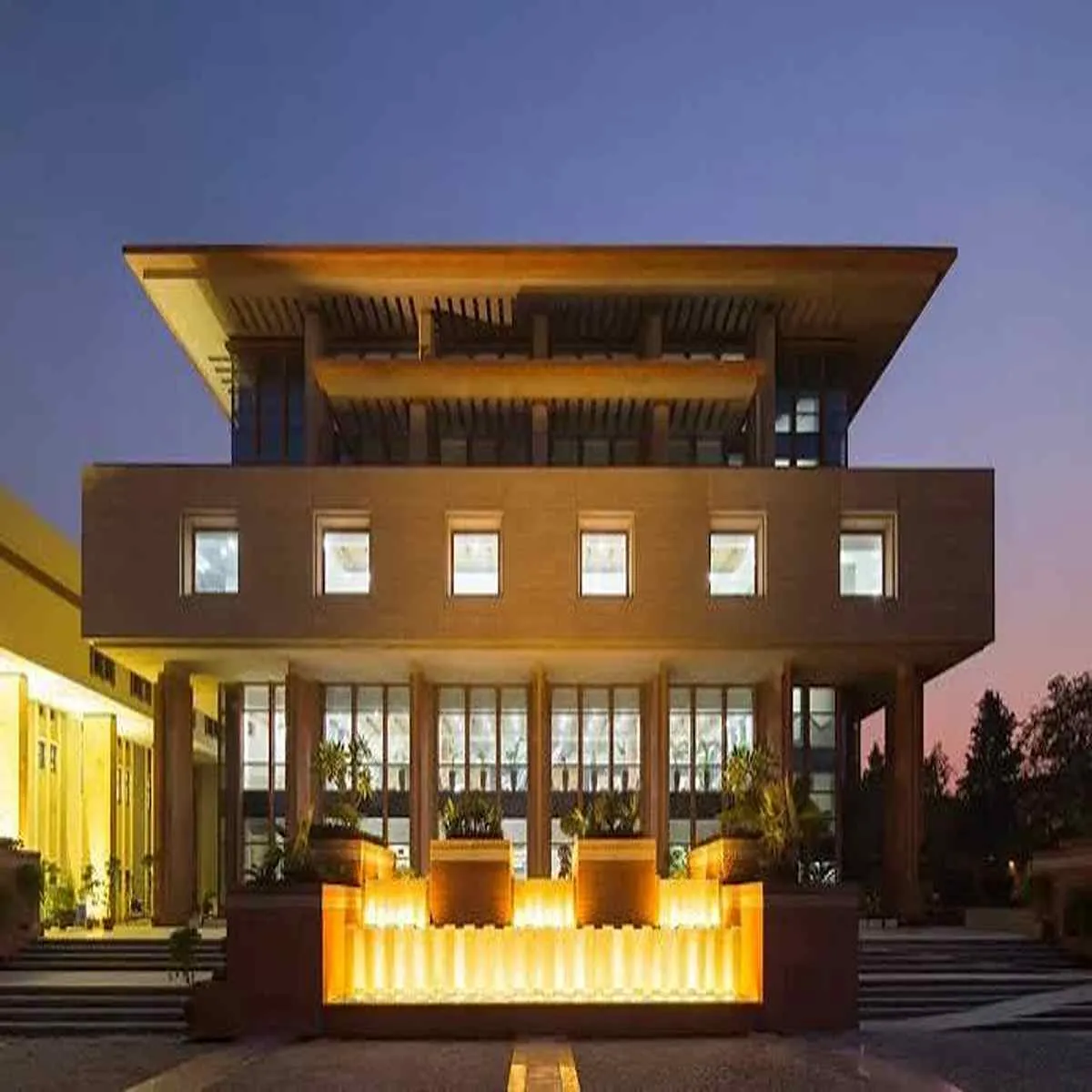 Delhi gymkhana high court seeks centre