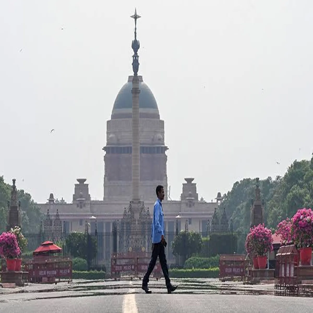 Weather delhi endures sweltering conditions heat