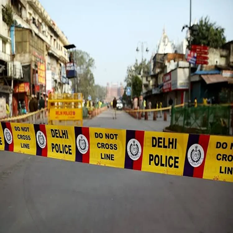 Delhi school teacher truck bike taxi crash