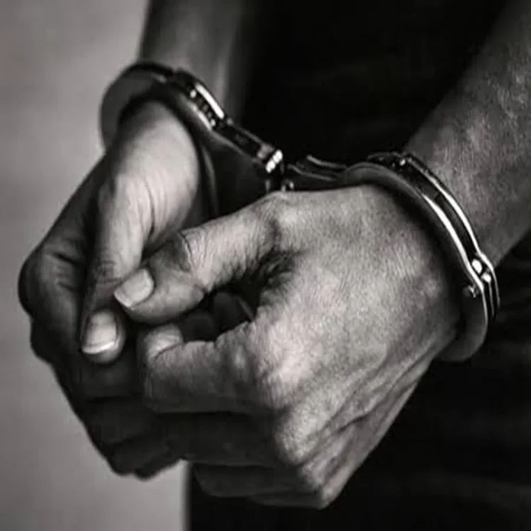 Dwarka illicit liquor crackdown arrest
