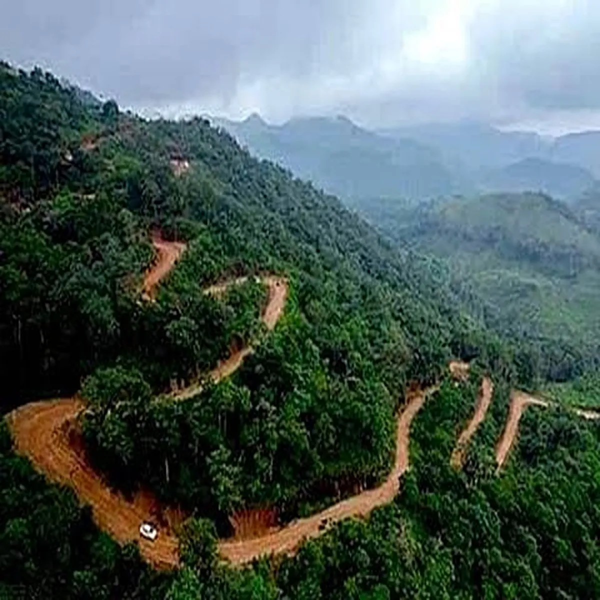 Gudisa hill visitors seek safer roads