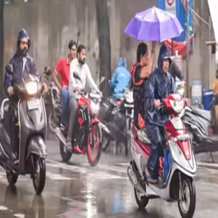 Heavy rain warning india
