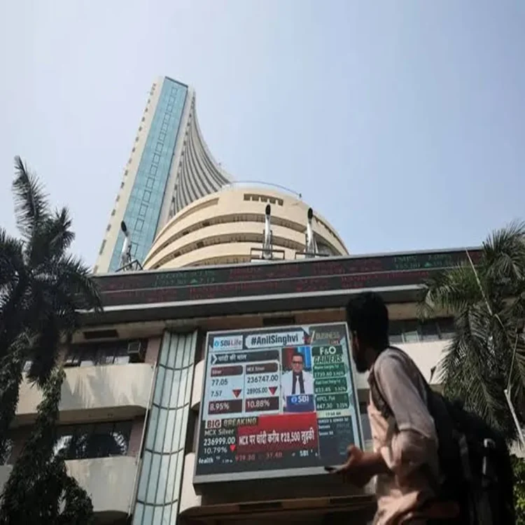 Indian markets lower middle east oil risks