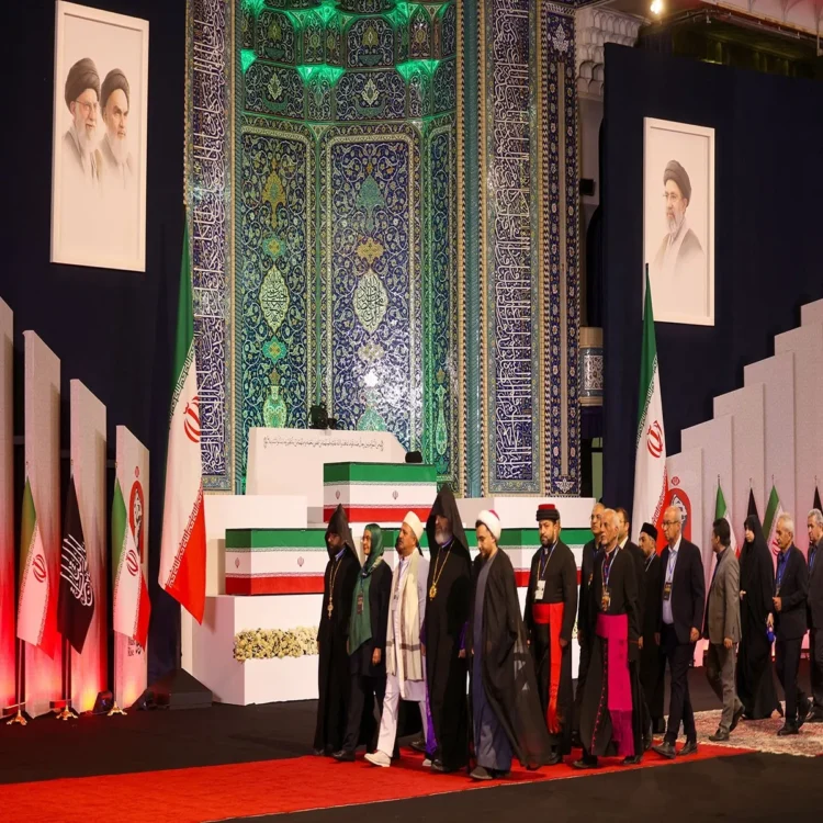 Iran tehran tribute khamenei
