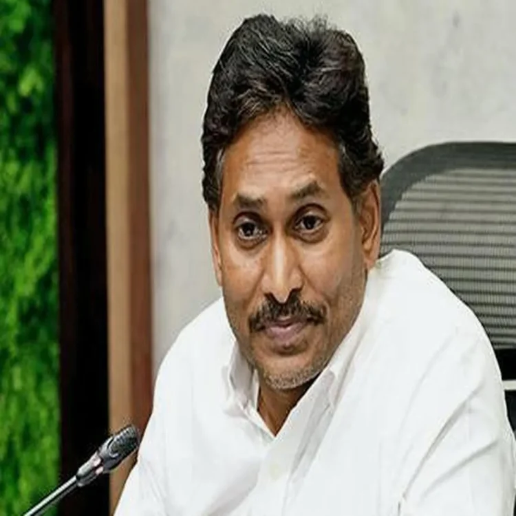 Jagan alleges political misuse andhra police