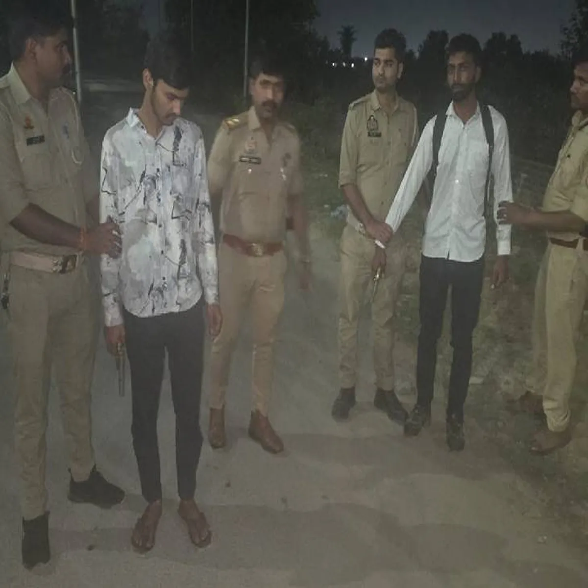 Jhansi encounter police arrest two repeat