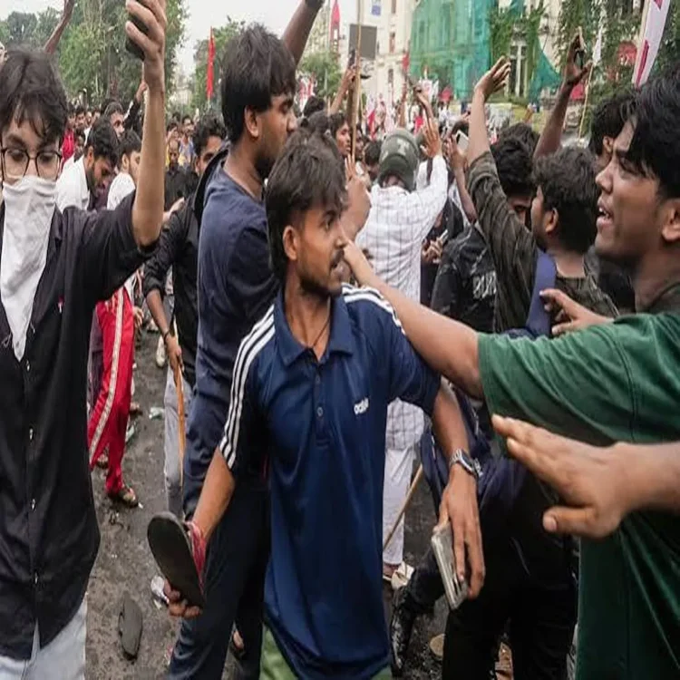 Kolkata protest violence journalists attack