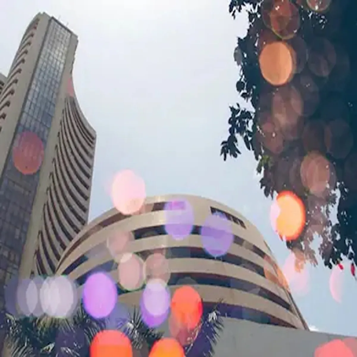Markets sensex nifty rise technology metal