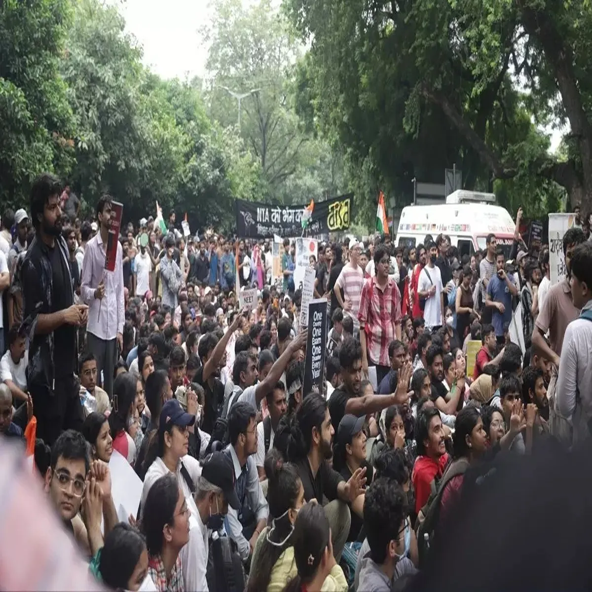 Neet government renews dialogue push student
