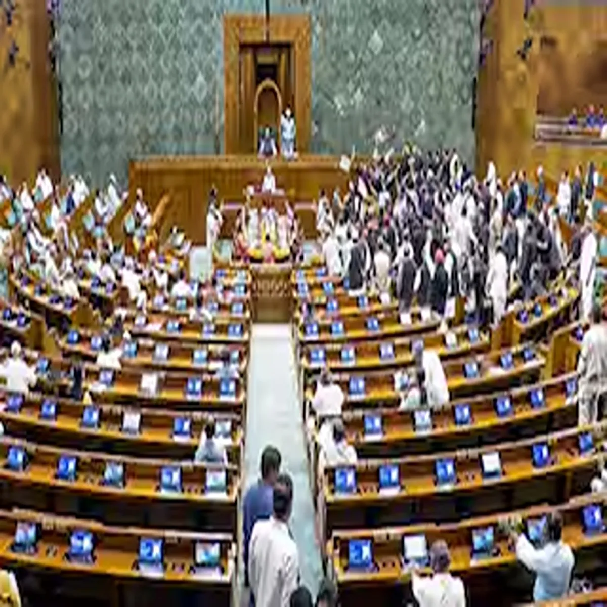 Neet government pushes parliamentary dialogue exam