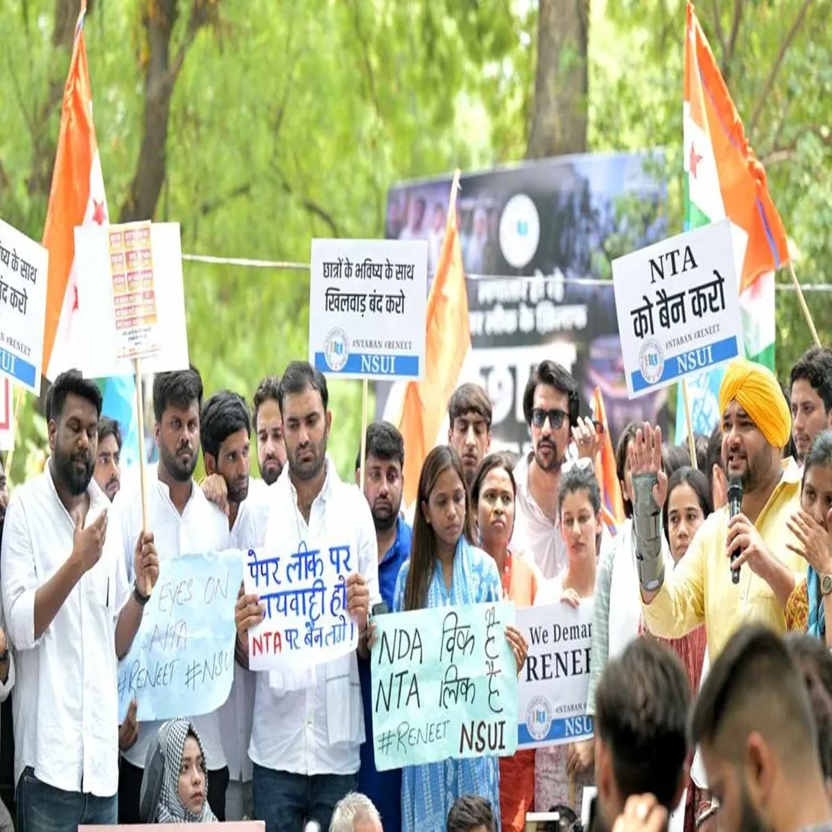 Neet protest police action jantar mantar