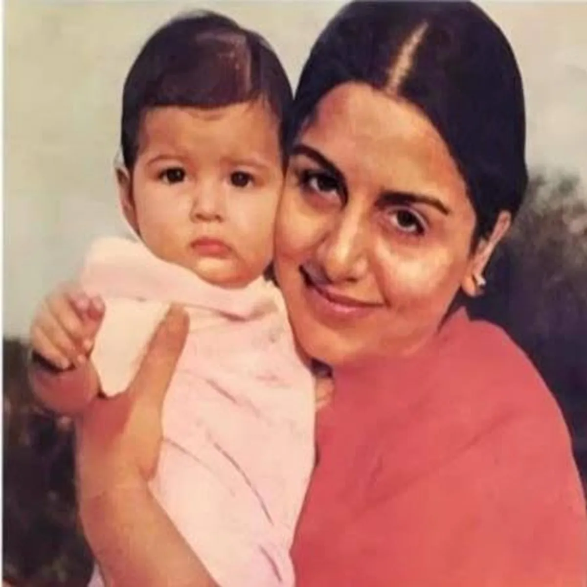 Neetu kapoor riddhima shares heartfelt birthday