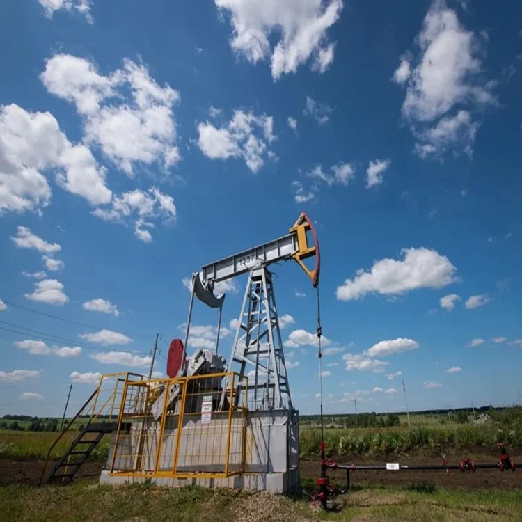 Oil prices hormuz supply fears crisis