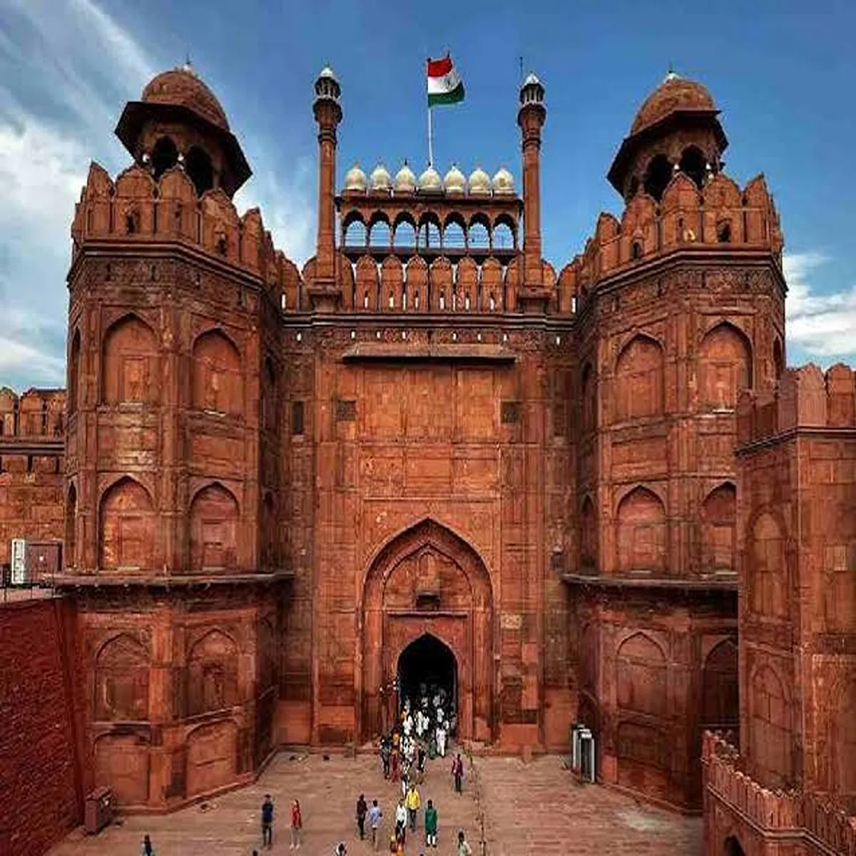 Heritage experts urge sensitive renewal protect
