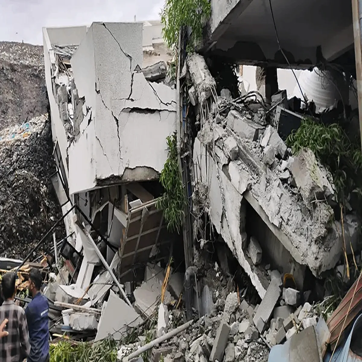 Pimpri chinchwad garbage slide triggers major