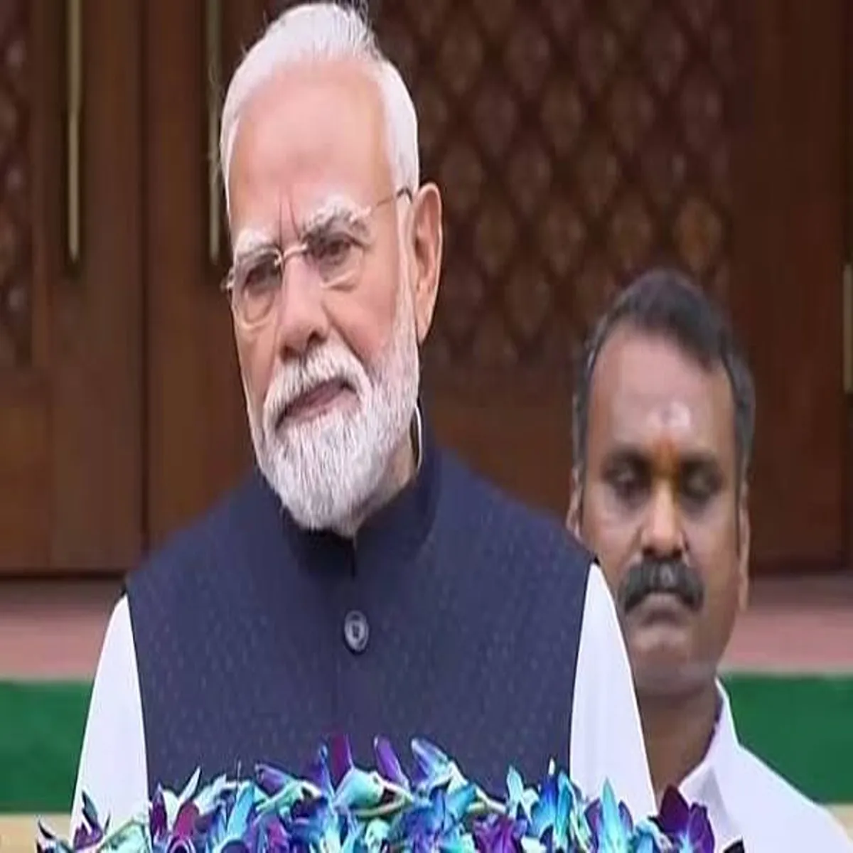 Parliament modi calls constructive monsoon session