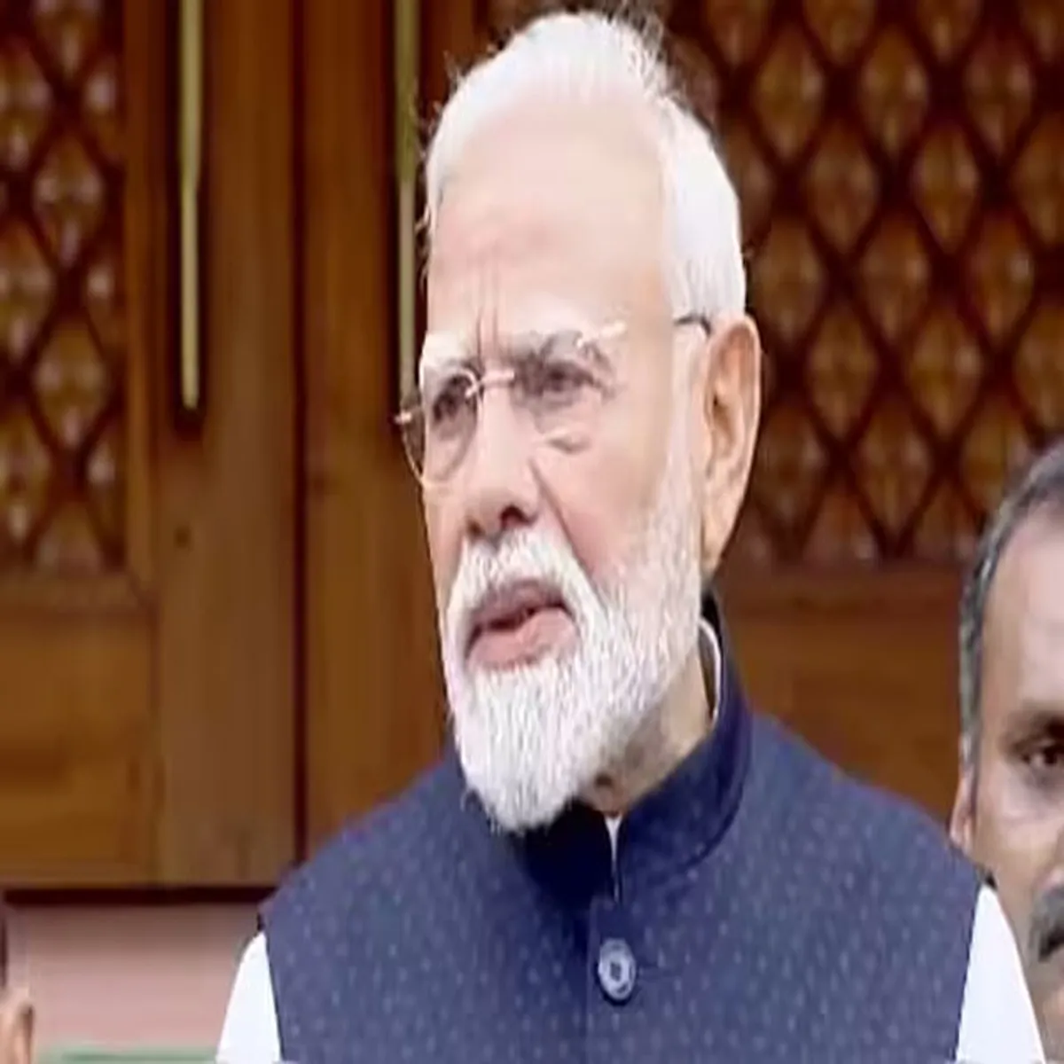 Spacetech modi applauds young rocket team