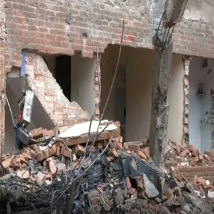 Rohini building collapse death toll three