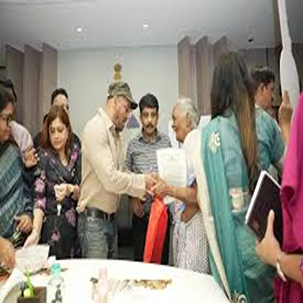 Salmankhan salman khan supports mumbai slum