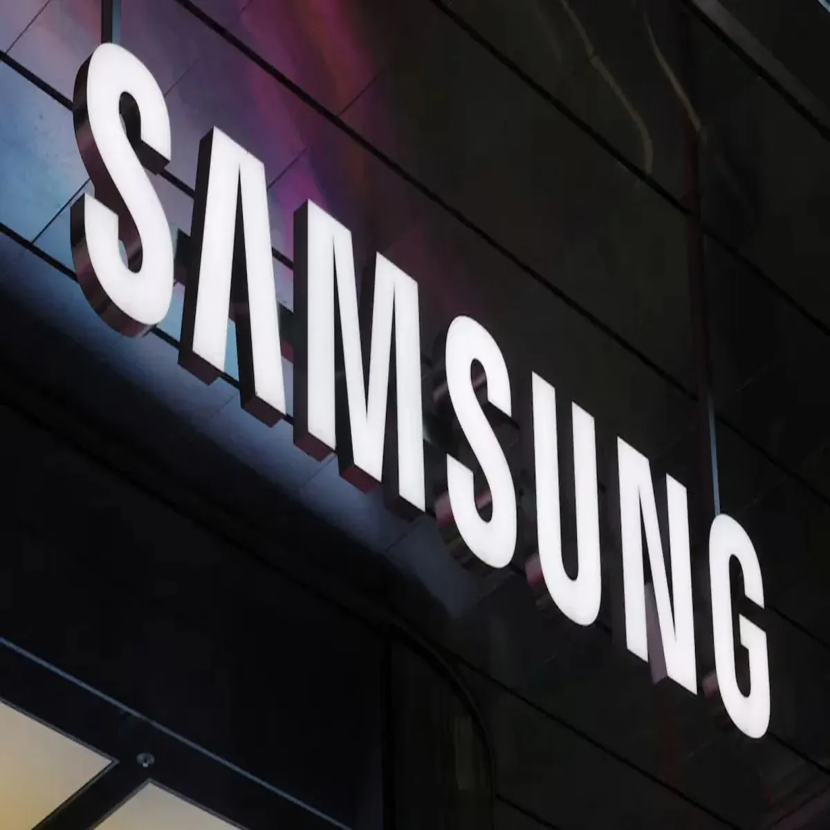 Samsung memory demand drives record quarterly