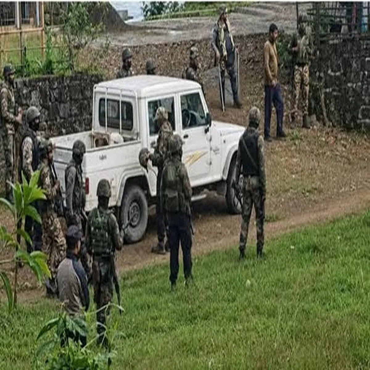 Security forces massive search operation intensifies