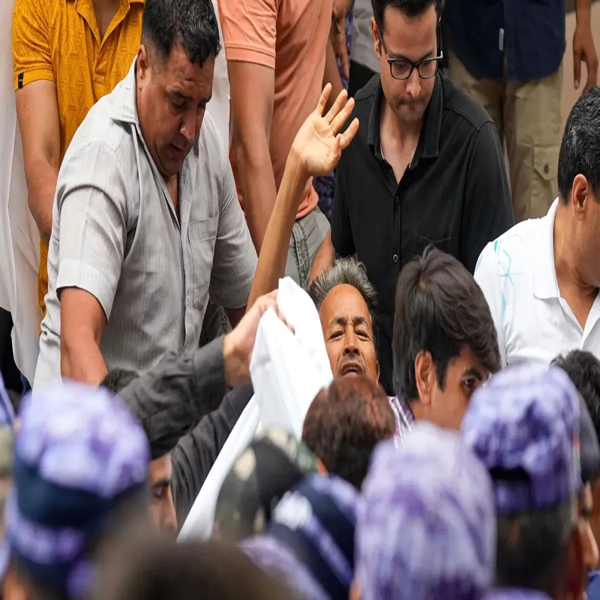 Hungerstrike sonam wangchuk shifted hospital after