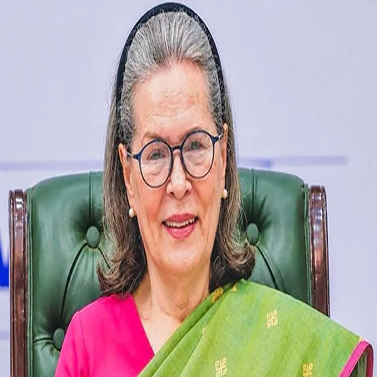 Educationreform sonia gandhi criticises centre over